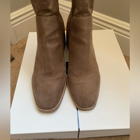 Dolce Vita Indiga Truffle Stella Suede Booties - Picture 10 of 10